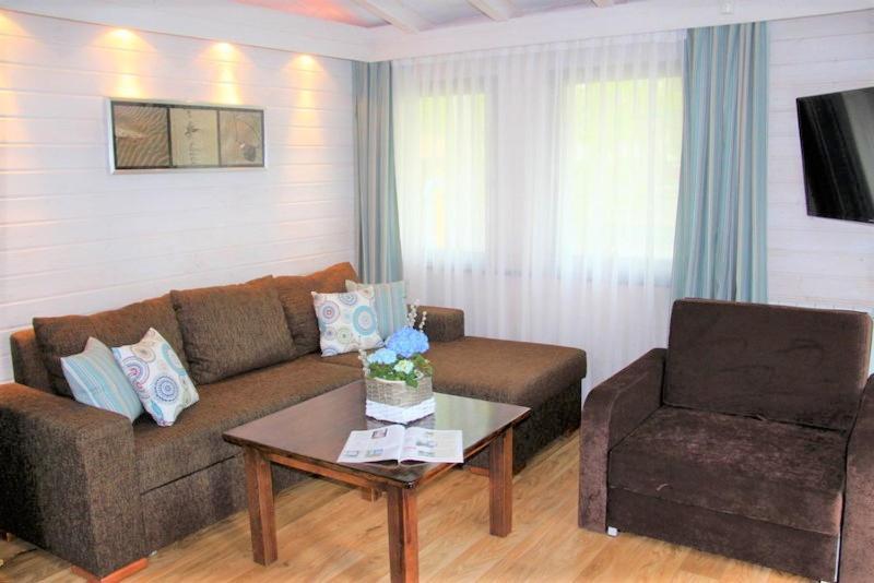 Osrodek Wczasowy Lesny Resort Mielno 미엘노 외부 사진